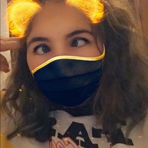 Meet your Posher, Delia